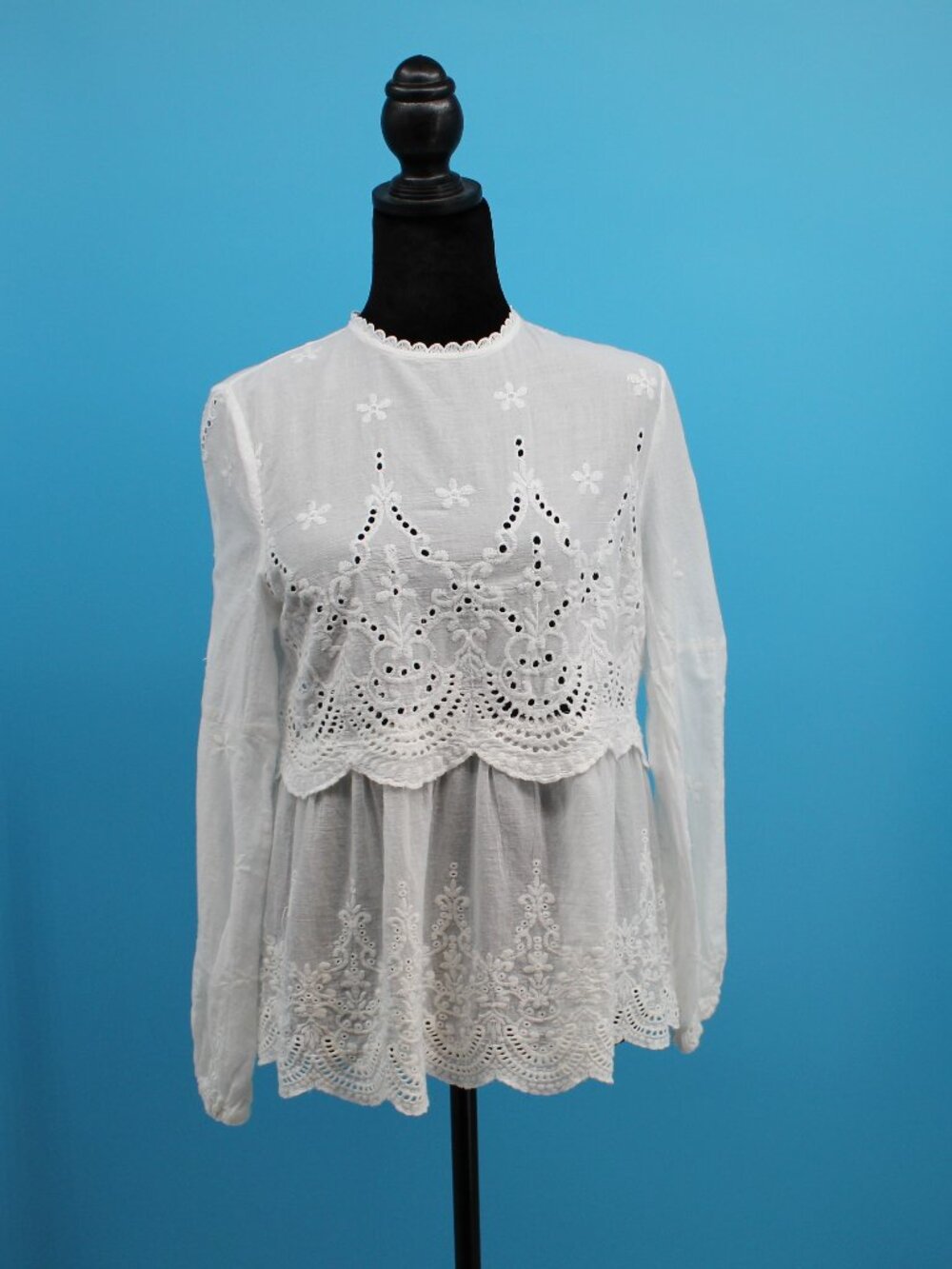 White Lace Embroidery‎ Boho Top Scalloped Hem Cottagecore PeasantSleeves Boho